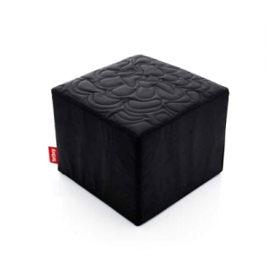 First Parc Avenue Jukka  Set�l�